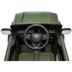 Elektrické autíčko Toyota Landcruiser 12V,  vojenské zelené